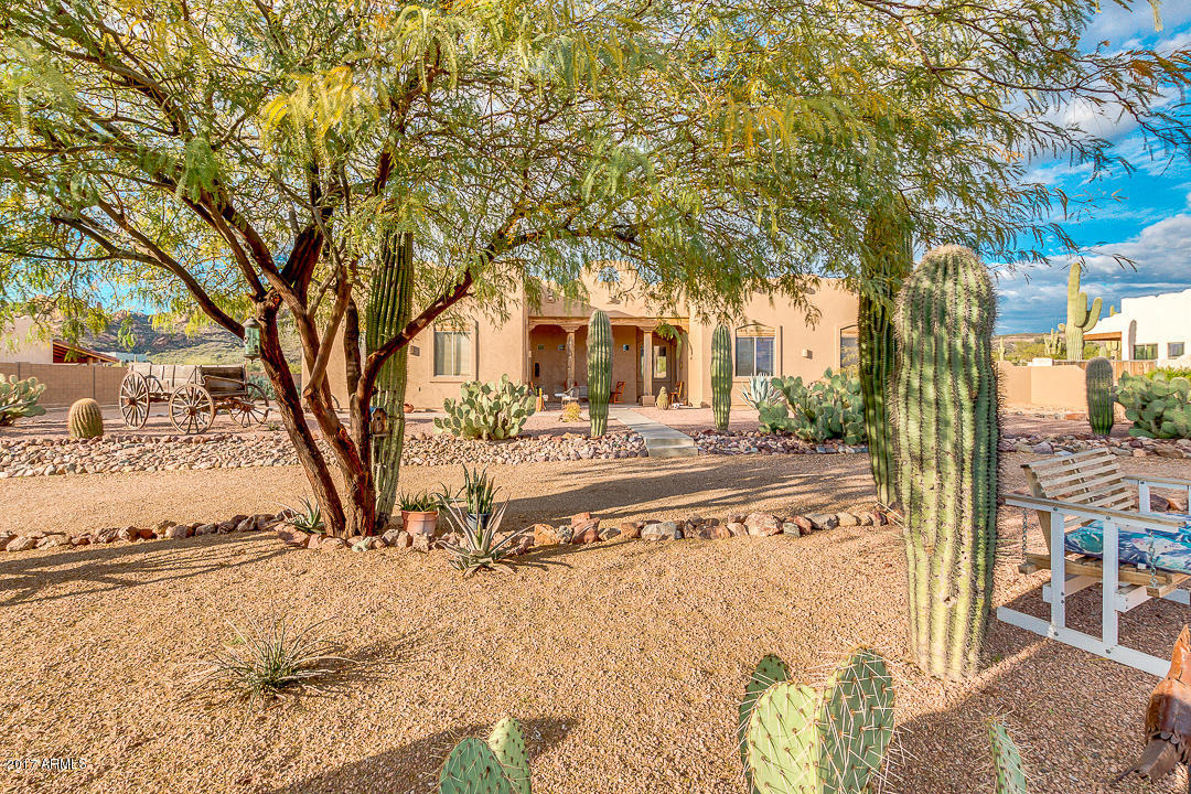 854 E Moon Vista St, Apache Junction, AZ 85119 photo 2