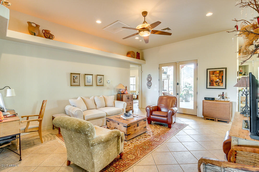 854 E Moon Vista St, Apache Junction, AZ 85119 photo 9
