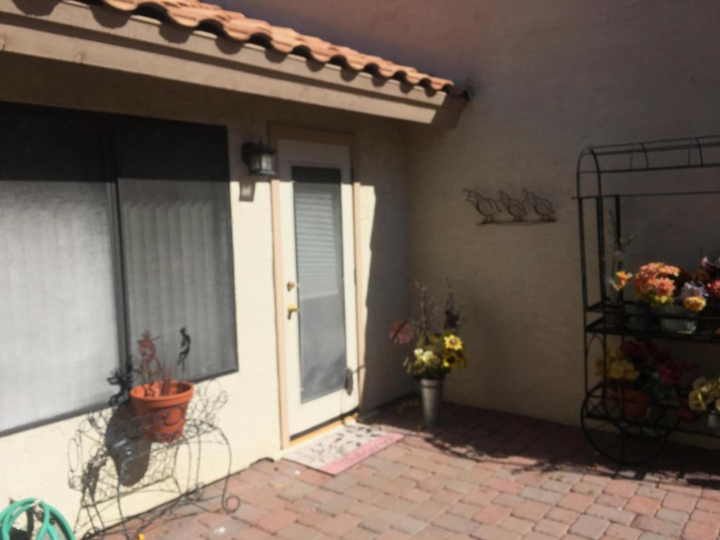 910 E Todd Dr, Tempe, AZ 85283 photo 5