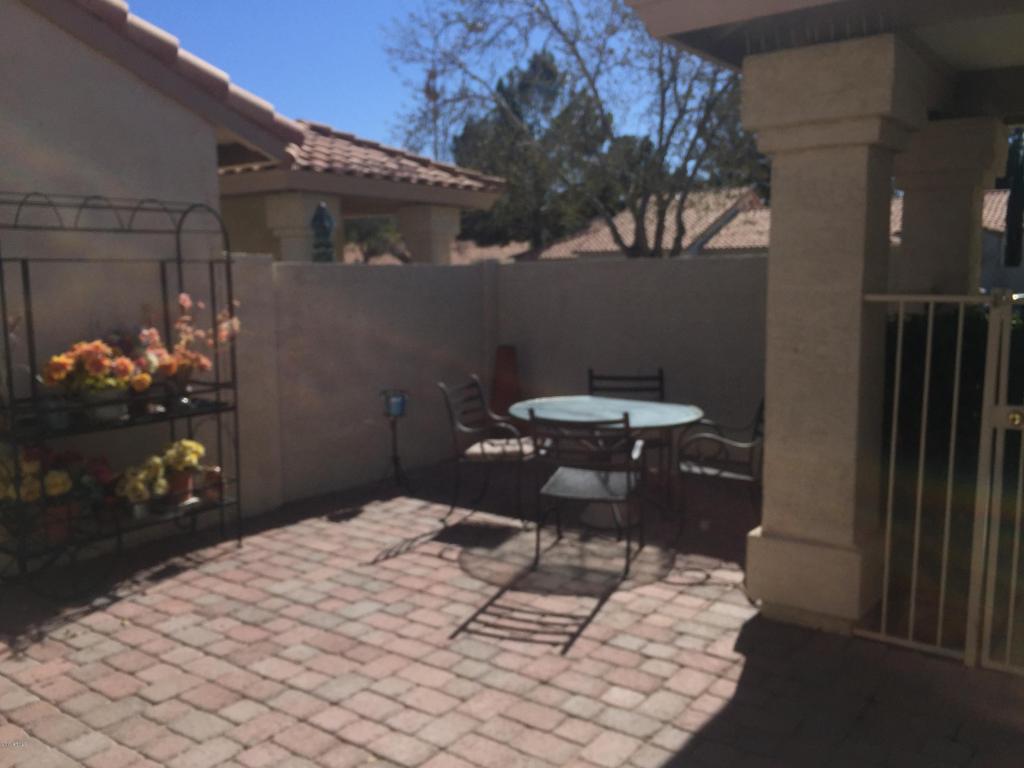 910 E Todd Dr, Tempe, AZ 85283 photo 3