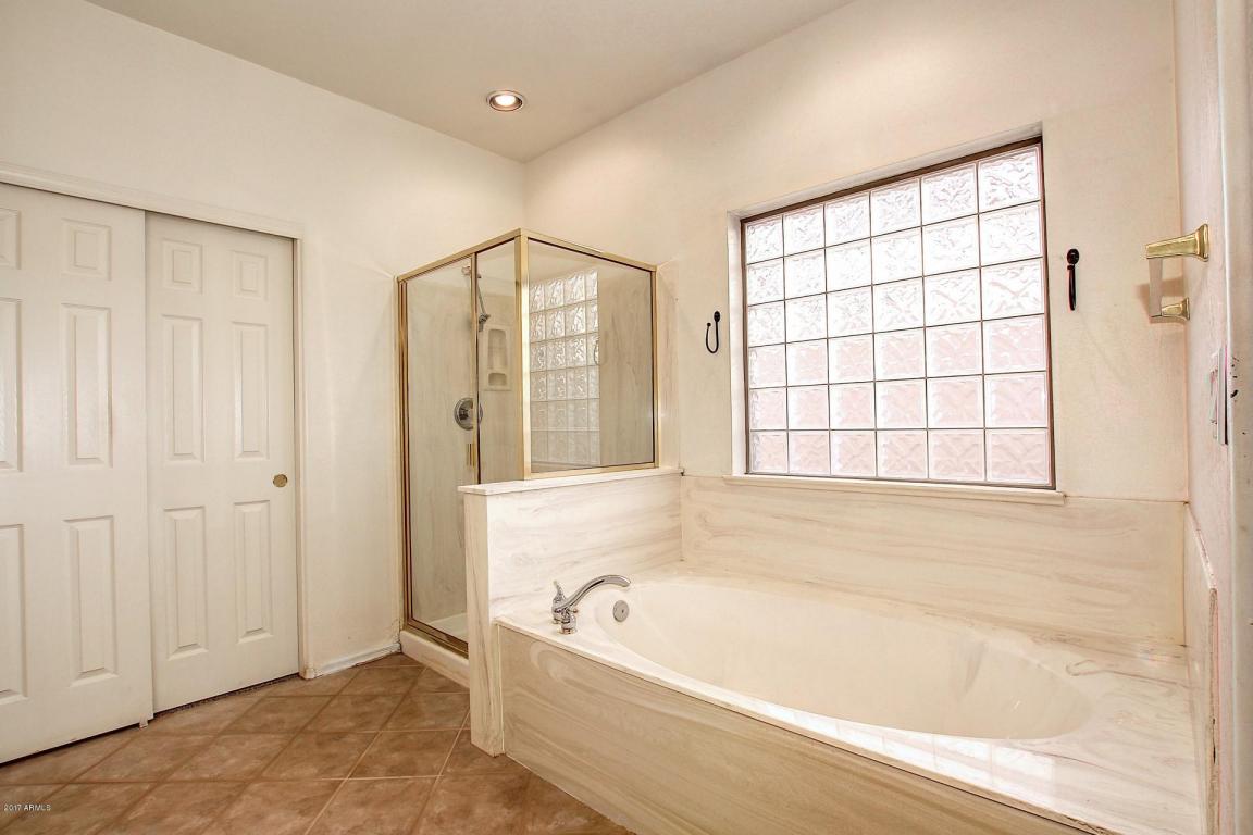 927 E Hearn Rd, Phoenix, AZ 85022 photo 13