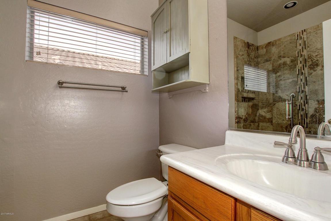 927 E Hearn Rd, Phoenix, AZ 85022 photo 17