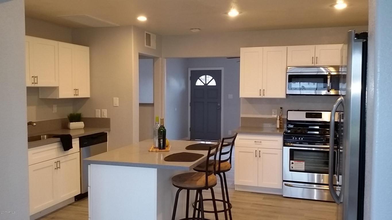 843 E Ruth Ave, Phoenix, AZ 85020 photo 2