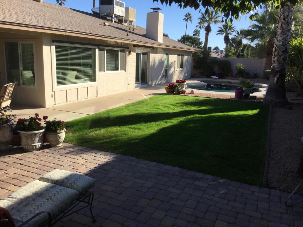 2613 E Becker Ln, Phoenix, AZ 85028 photo 4