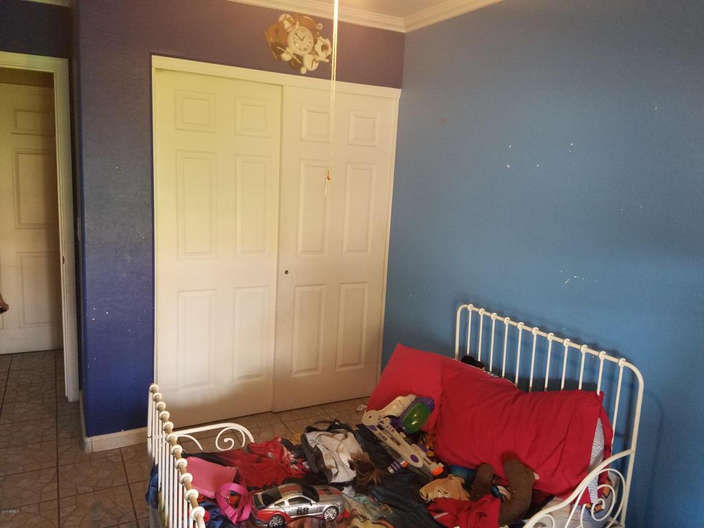 5657 S 45th Pl, Phoenix, AZ 85040 photo 7