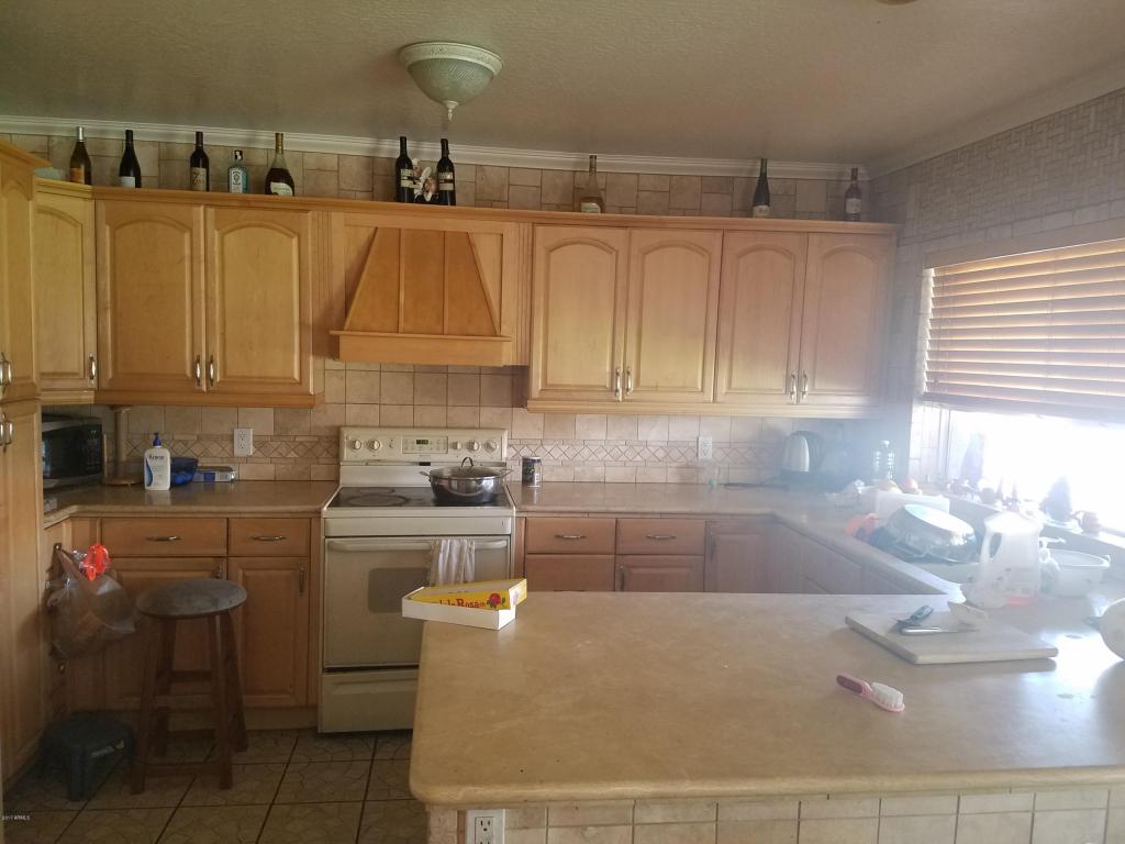 5657 S 45th Pl, Phoenix, AZ 85040 photo 6