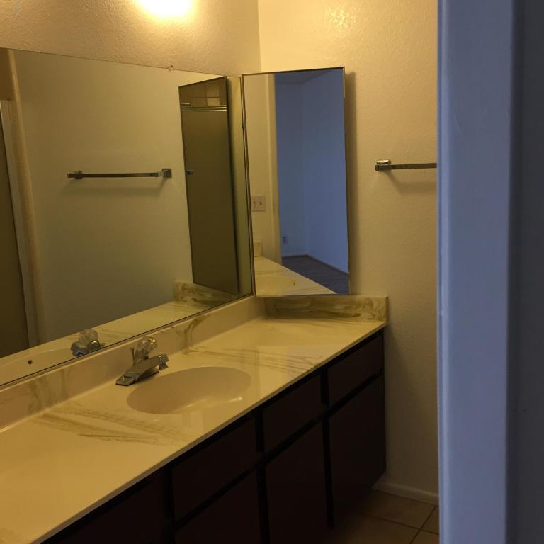 4564 E Flower Cir, Mesa, AZ 85206 photo 10