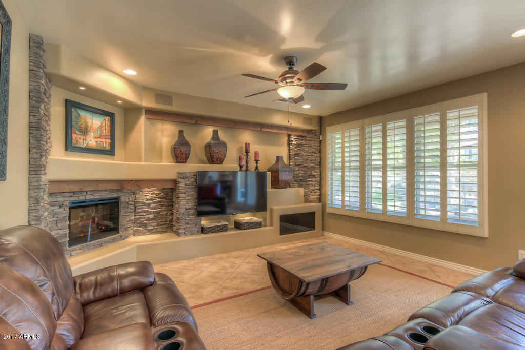 4570 E Waterman St, Gilbert, AZ 85297 photo 5