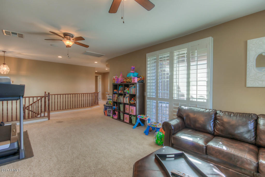 4570 E Waterman St, Gilbert, AZ 85297 photo 17