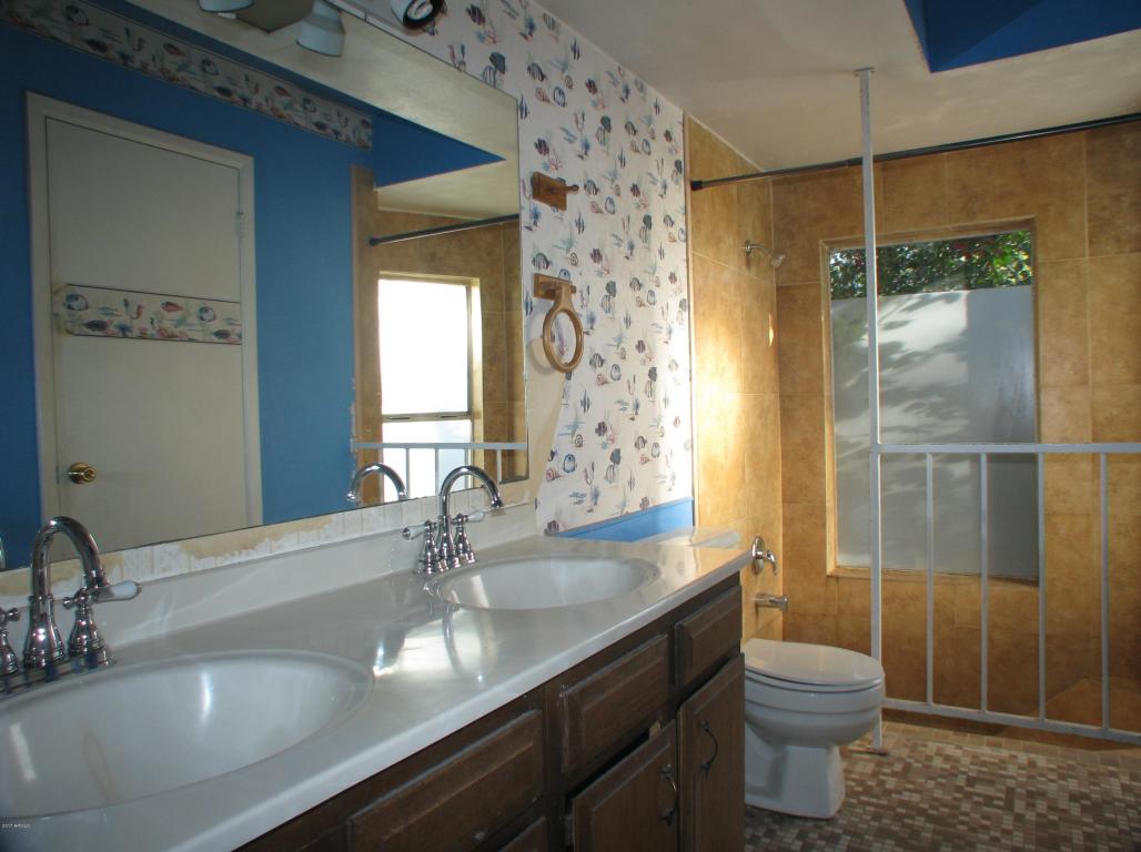 219 W Wagoner Rd, Phoenix, AZ 85023 photo 12