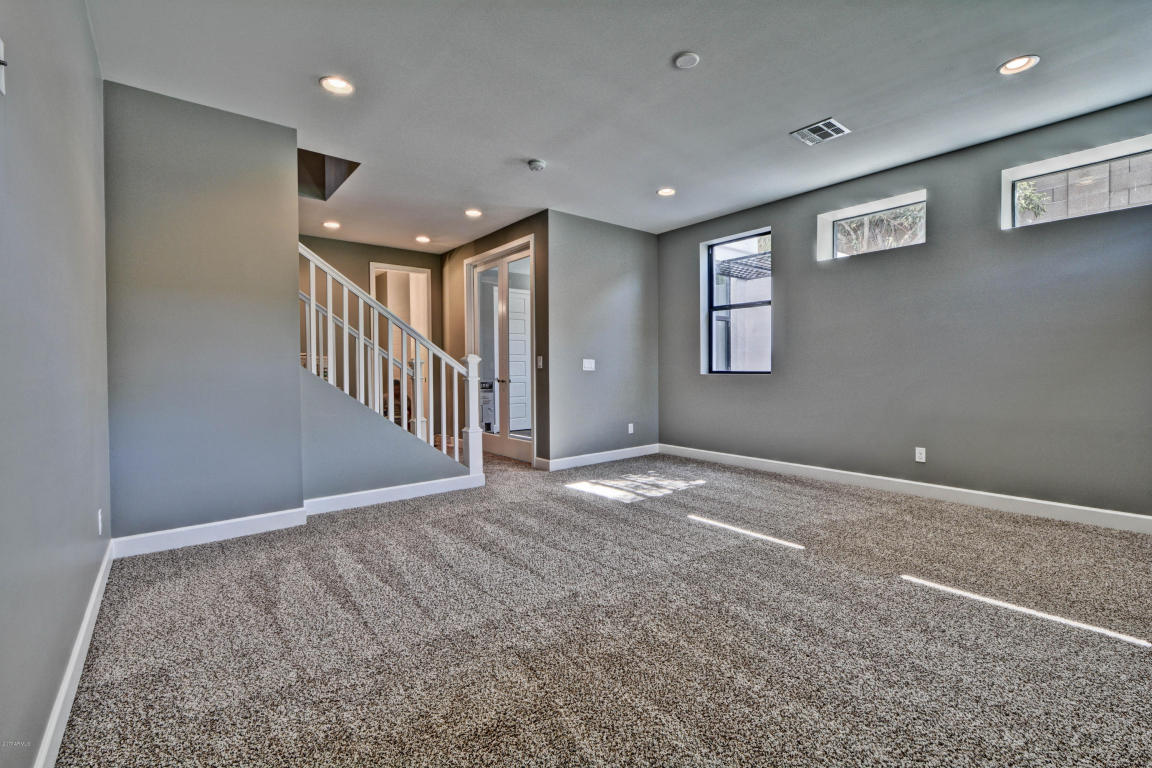 3923 E Monterosa St, Phoenix, AZ 85018 photo 8