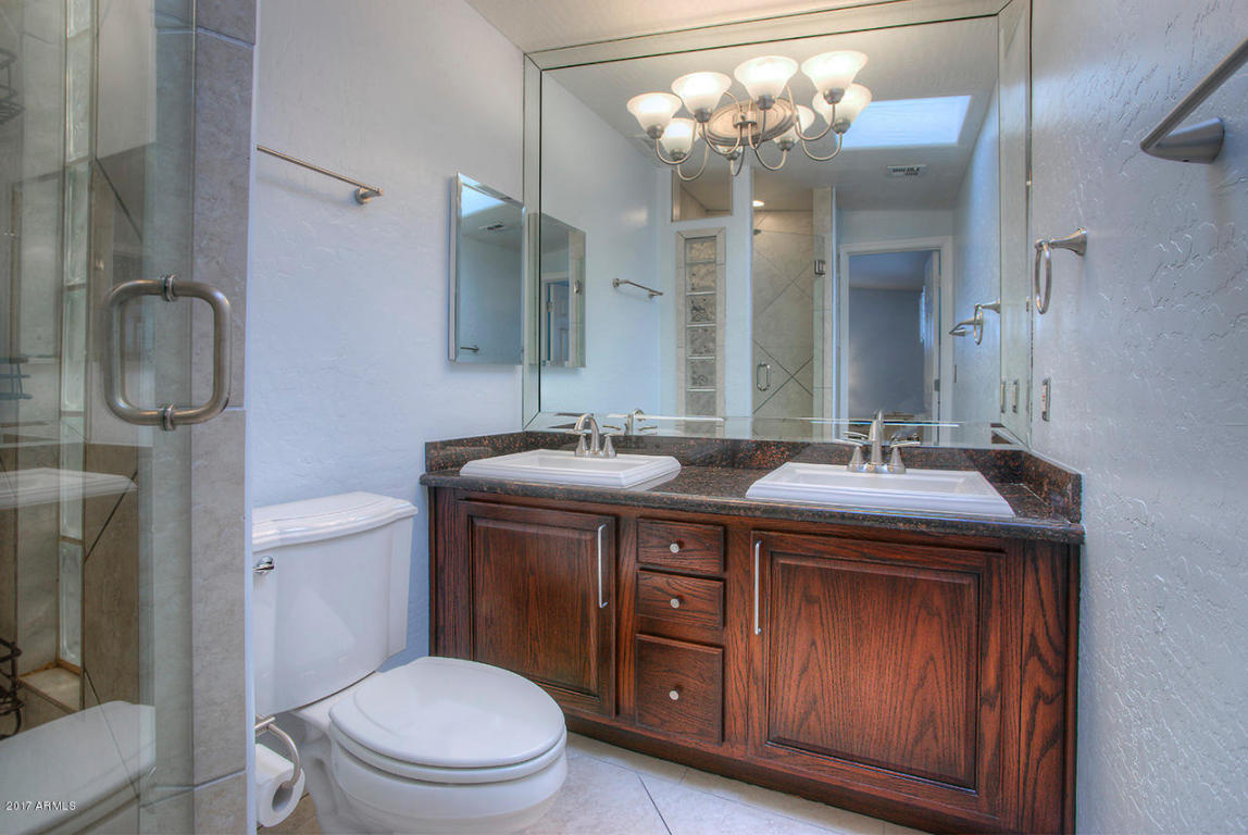4119 E Osborn Rd, Phoenix, AZ 85018 photo 16