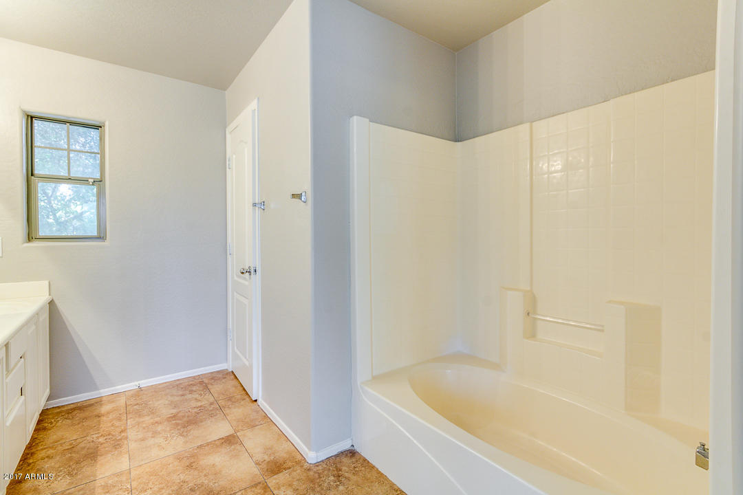 2741 S Arroyo Ln, Gilbert, AZ 85295 photo 17