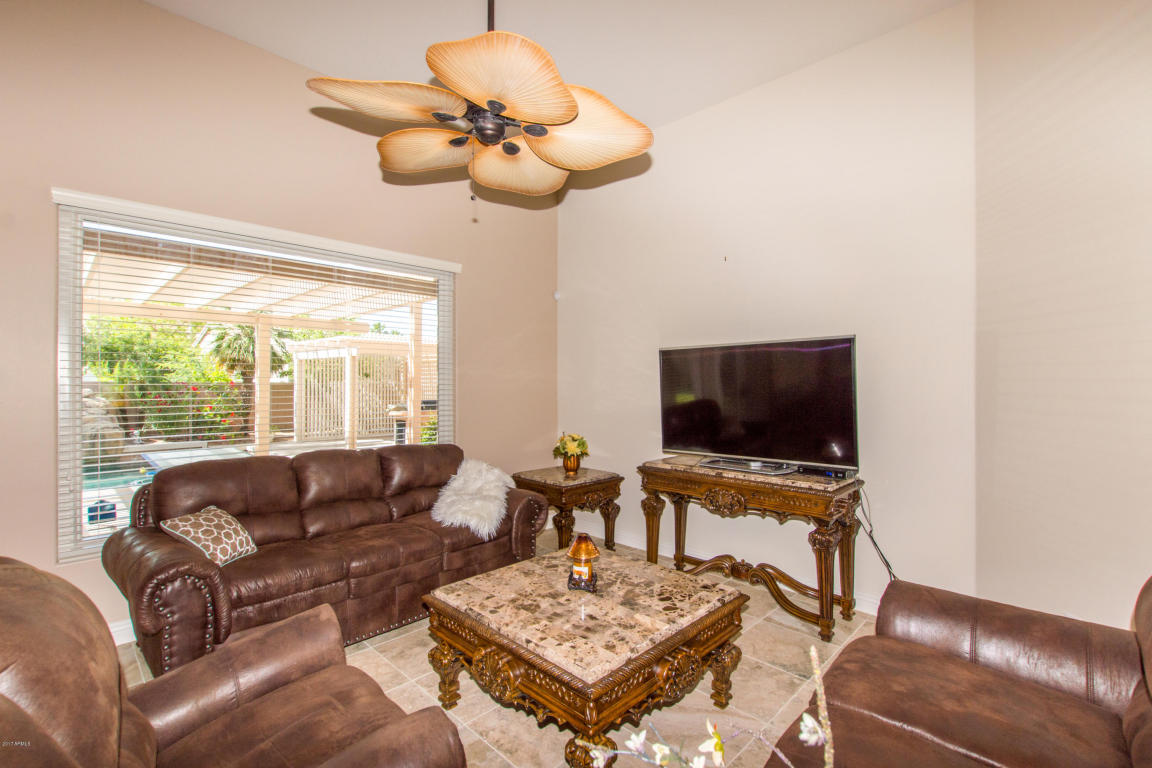 2637 E Silverwood Dr, Phoenix, AZ 85048 photo 3