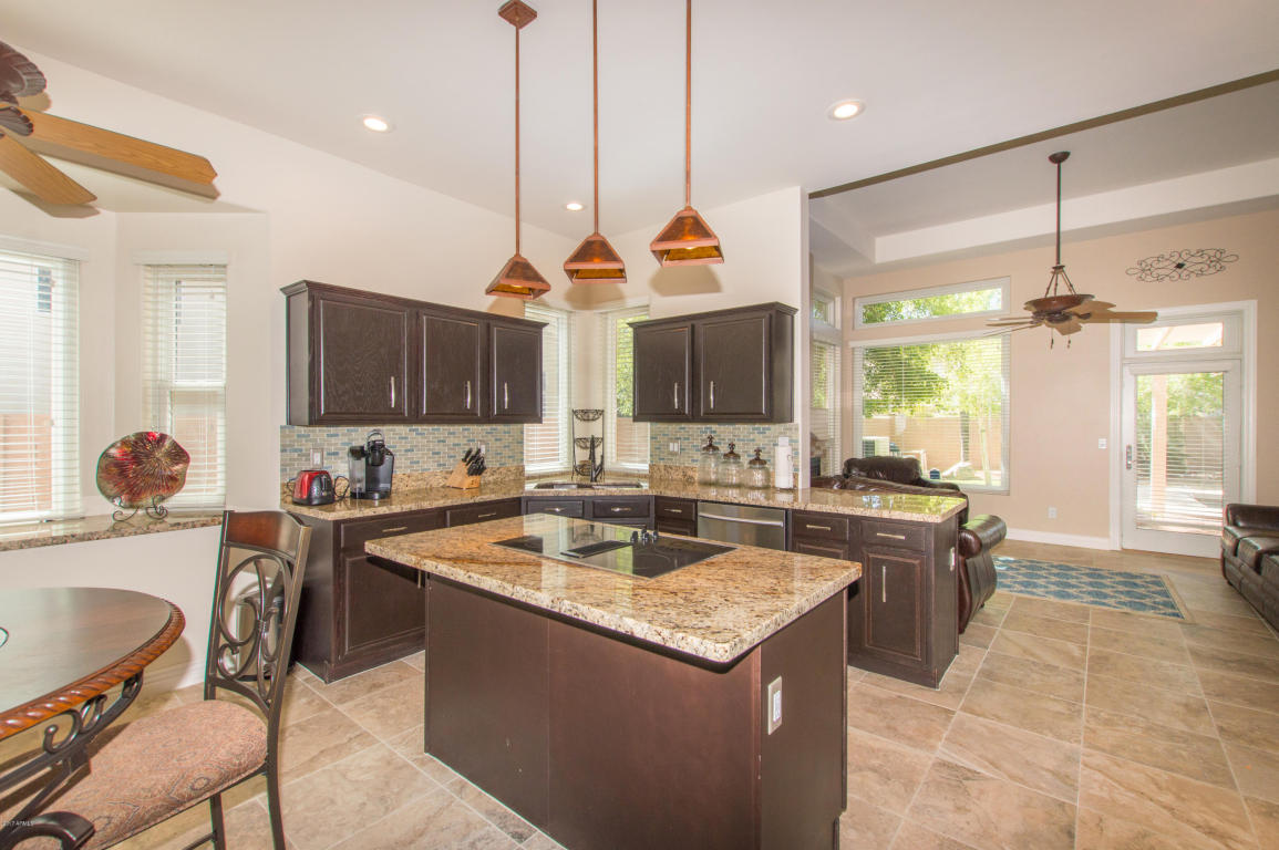 2637 E Silverwood Dr, Phoenix, AZ 85048 photo 10