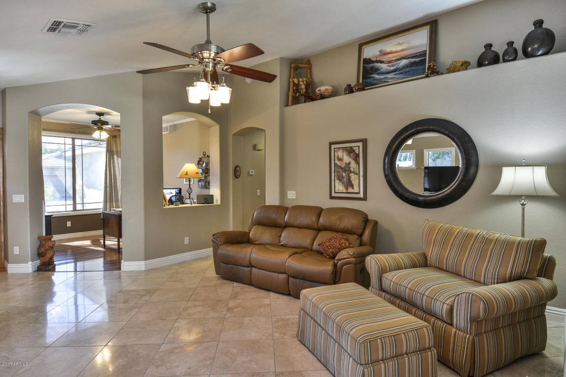 4436 E Tether Trl, Phoenix, AZ 85050 photo 9