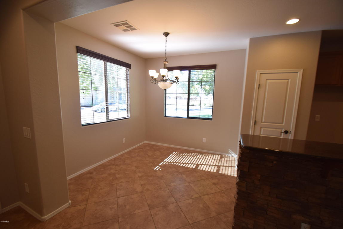 3772 E Santa Fe Ln, Gilbert, AZ 85297 photo 5