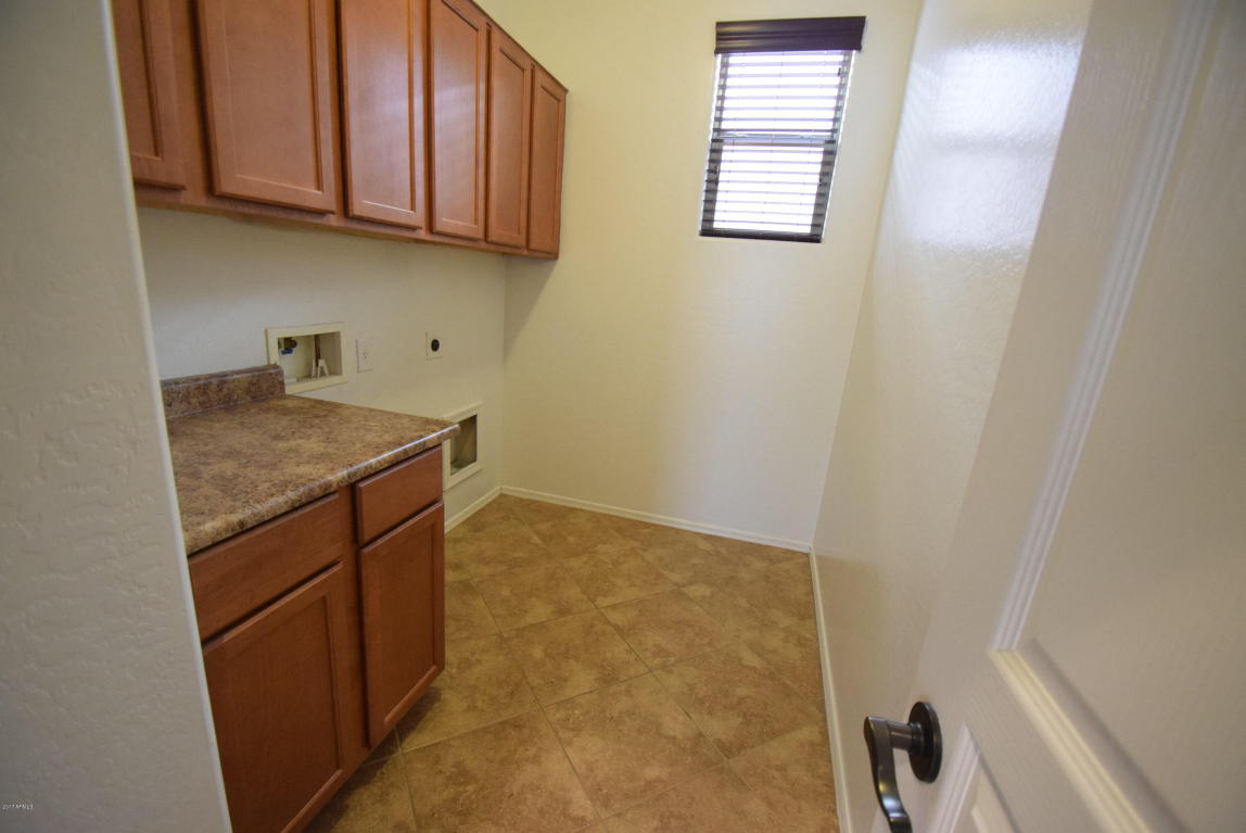 3772 E Santa Fe Ln, Gilbert, AZ 85297 photo 9