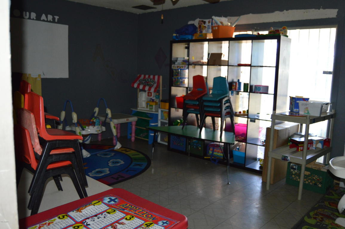 2226 E School Dr, Phoenix, AZ 85040 photo 6