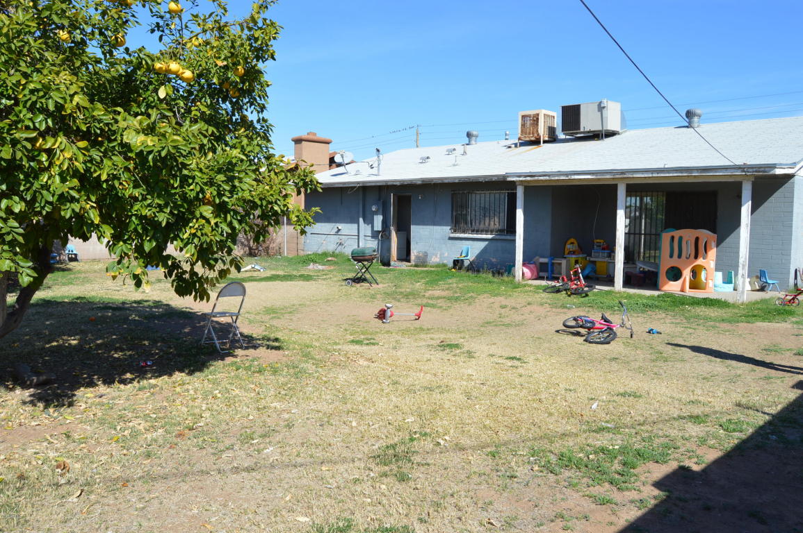 2226 E School Dr, Phoenix, AZ 85040 photo 13