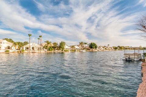 2128 E Catamaran Dr, Gilbert, AZ 85234 photo 5