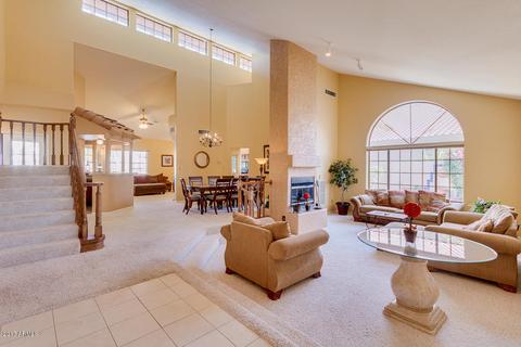 2128 E Catamaran Dr, Gilbert, AZ 85234 photo 2