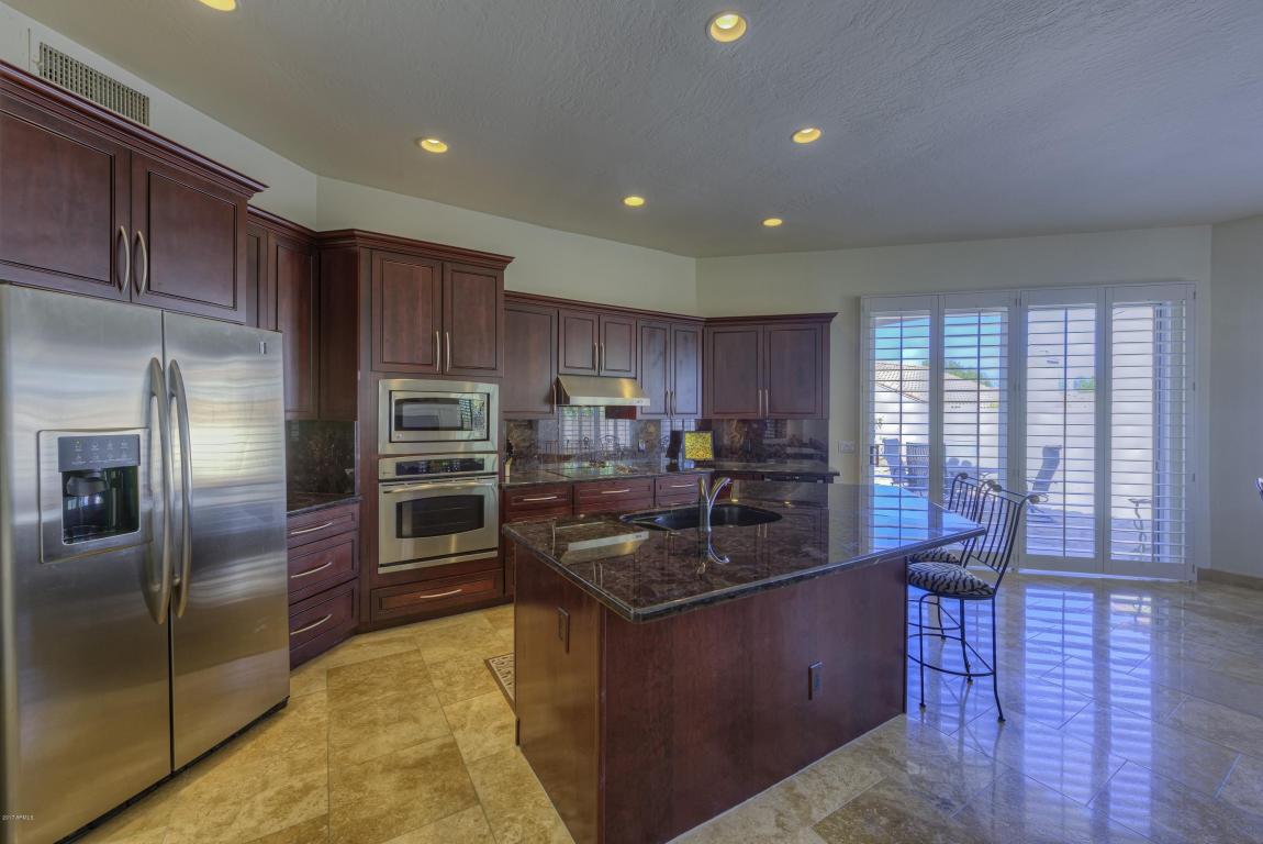 4144 E Hancock Dr, Phoenix, AZ 85028 photo 2