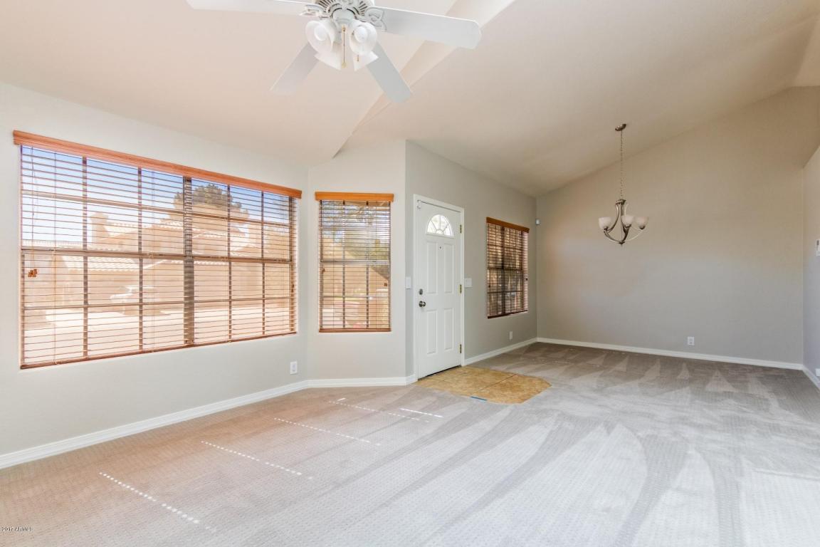 3644 E Rosemonte Dr, Phoenix, AZ 85050 photo 5
