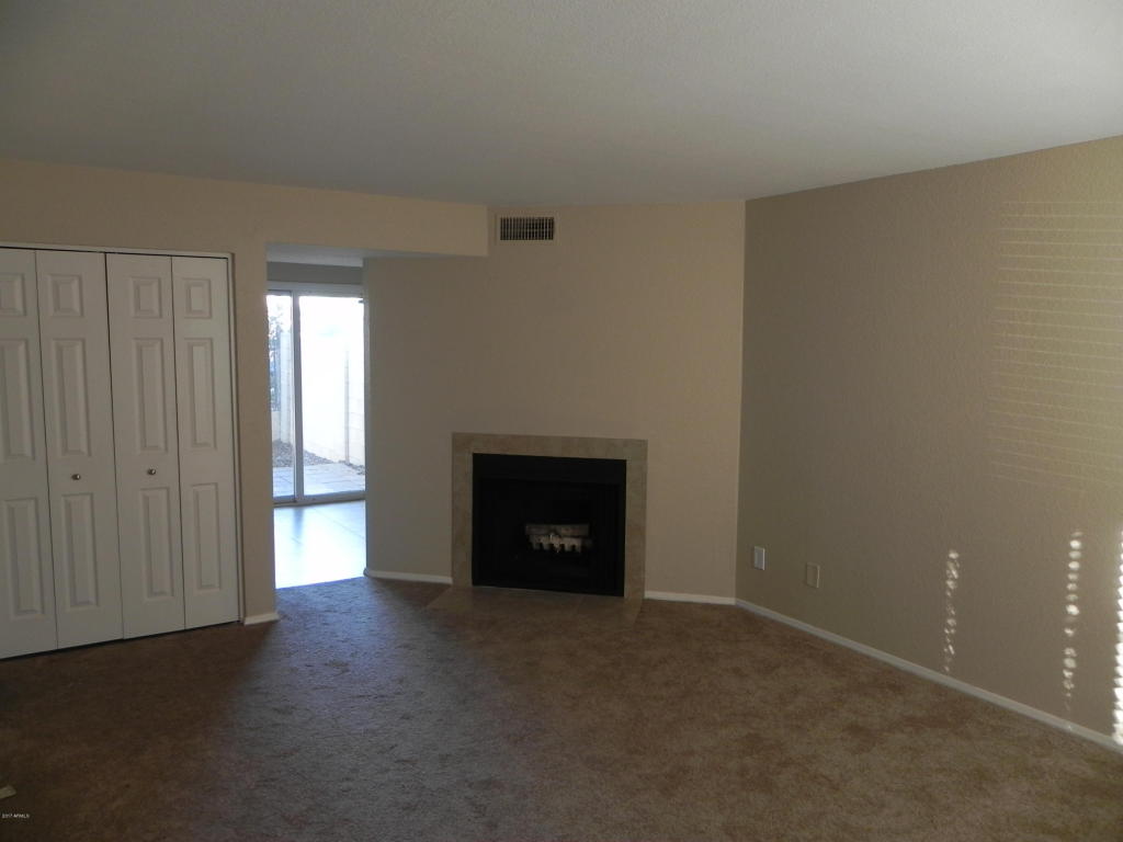 1402 E Osborn Rd #18, Phoenix, AZ 85014 photo 1