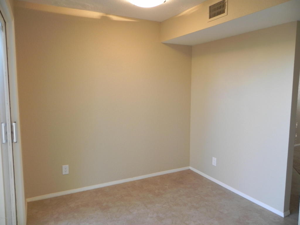 1402 E Osborn Rd #18, Phoenix, AZ 85014 photo 9