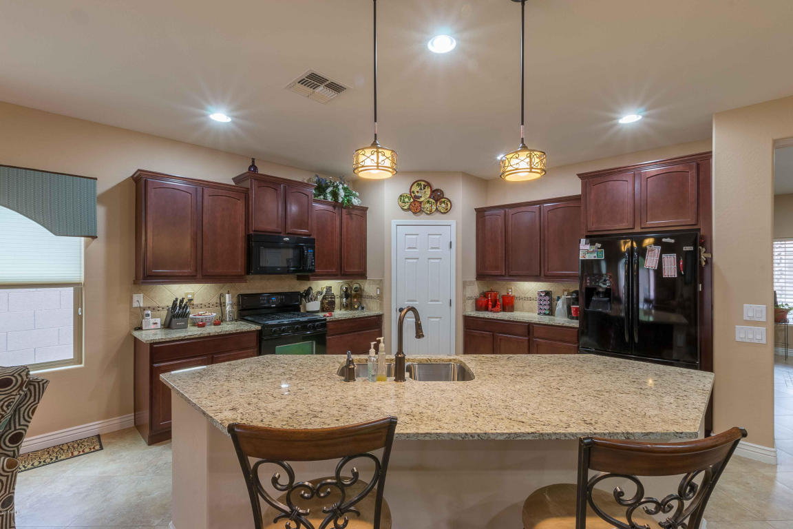 10922 E Sebring Ave, Mesa, AZ 85212 photo 4