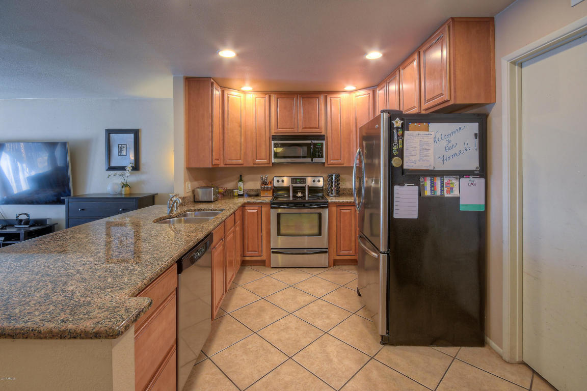 5425 S Mitchell Dr, Tempe, AZ 85283 photo 3