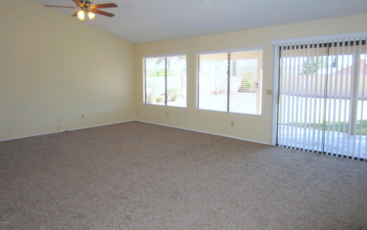 1519 E Vaughn Ave, Gilbert, AZ 85234 photo 4
