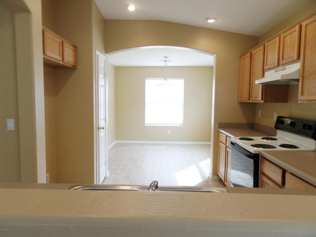 2324 W Carson Rd, Phoenix, AZ 85041 photo 6
