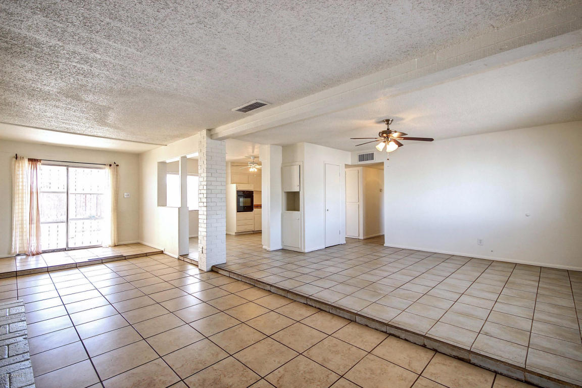 3307 N 62nd Dr, Phoenix, AZ 85033 photo 6