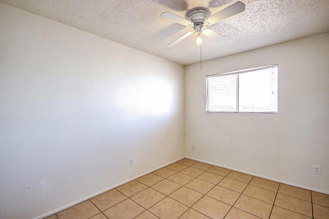 3307 N 62nd Dr, Phoenix, AZ 85033 photo 14