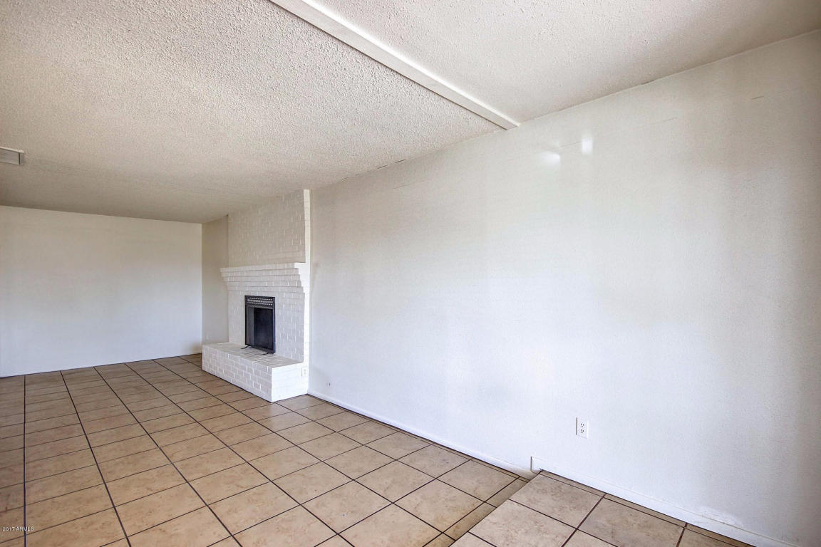 3307 N 62nd Dr, Phoenix, AZ 85033 photo 8