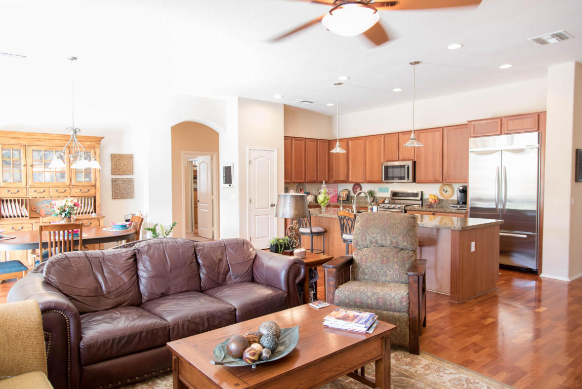 707 E Fairview Ct, Gilbert, AZ 85295 photo 5