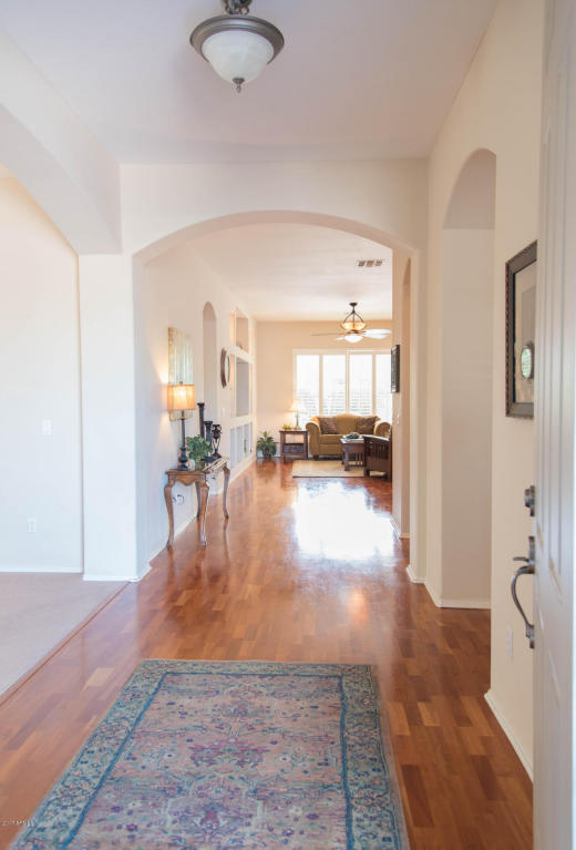 707 E Fairview Ct, Gilbert, AZ 85295 photo 4