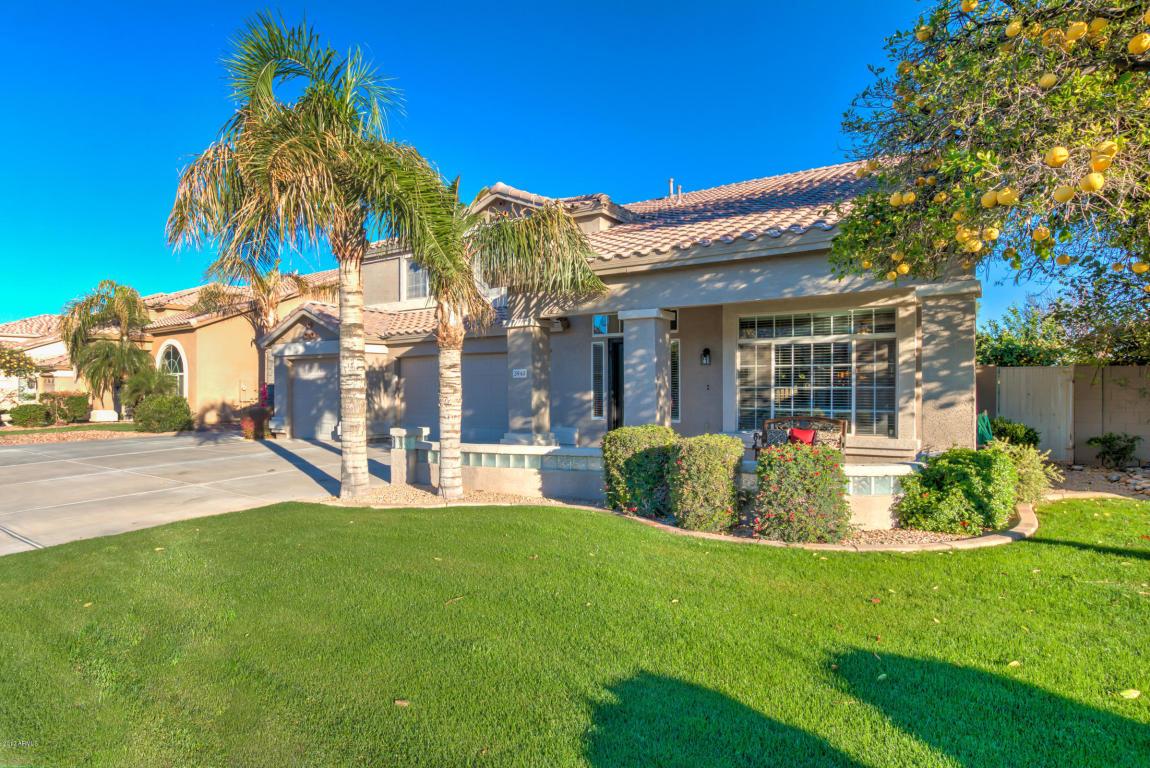 3940 E Leah Ct, Gilbert, AZ 85234 photo 2