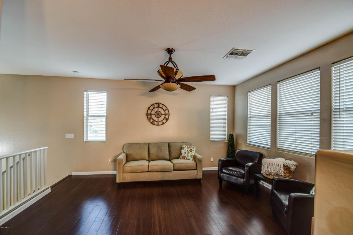 1267 E Julian Dr, Gilbert, AZ 85295 photo 4