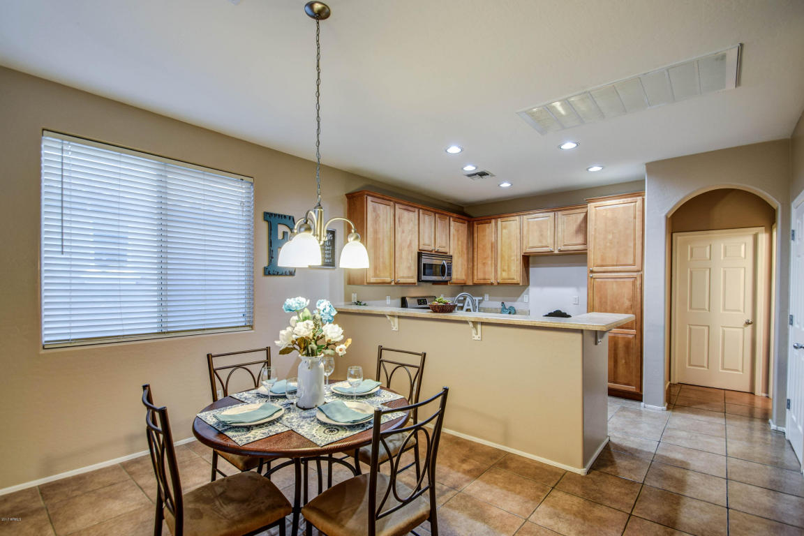 1267 E Julian Dr, Gilbert, AZ 85295 photo 5