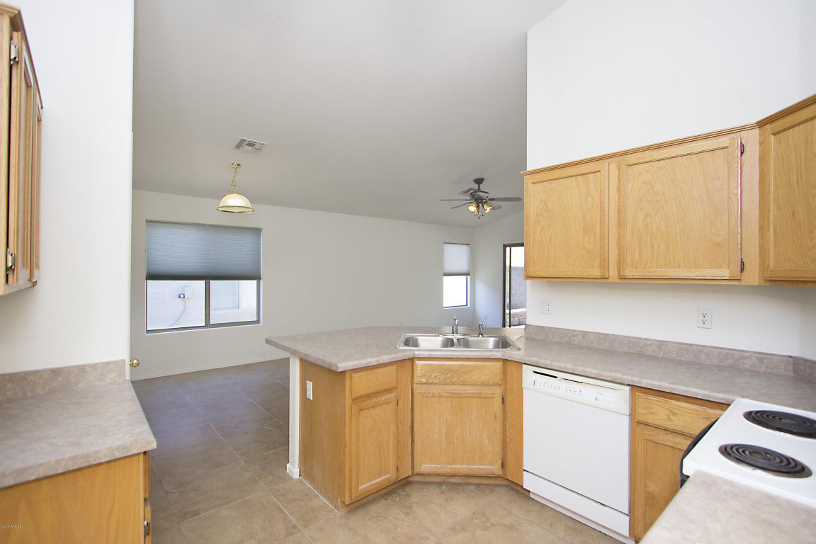 2038 E Aire Libre Ave, Phoenix, AZ 85022 photo 8