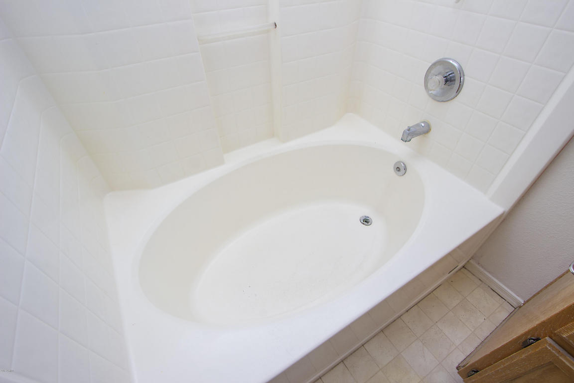 2038 E Aire Libre Ave, Phoenix, AZ 85022 photo 23