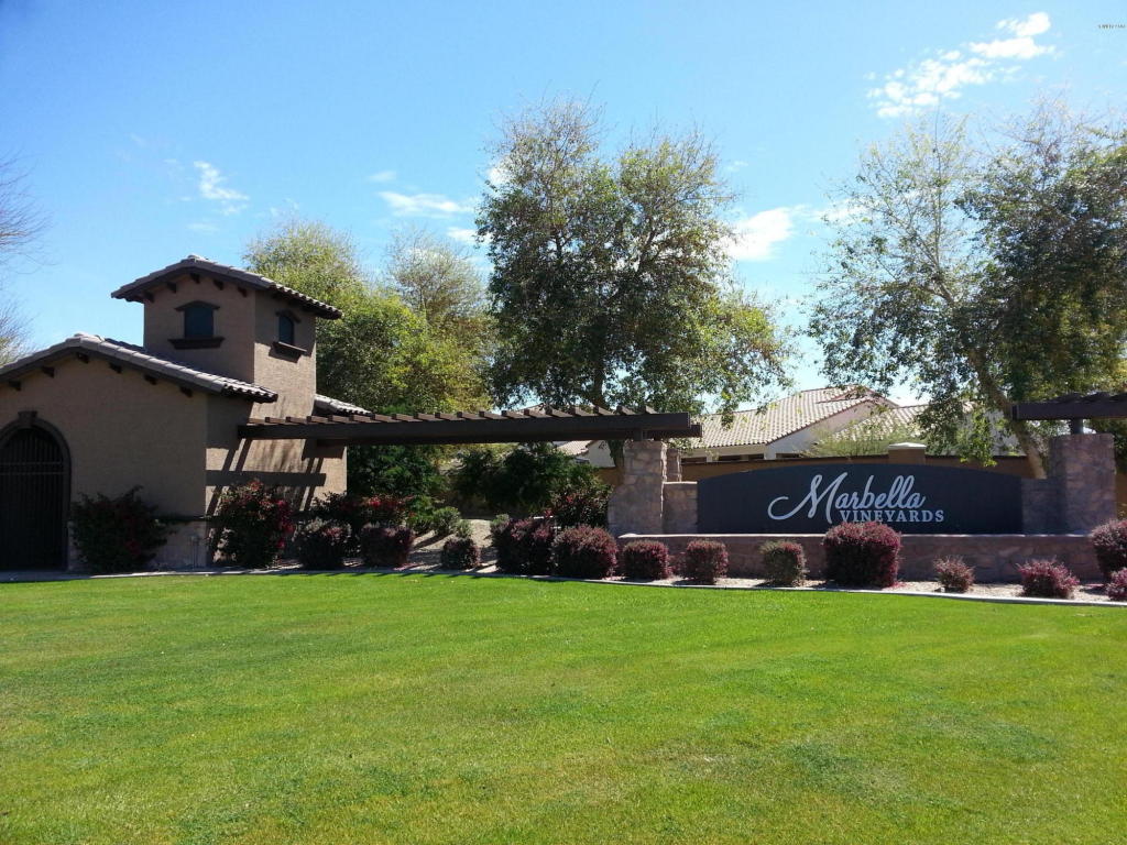 3334 E Blue Ridge Way, Gilbert, AZ 85298 photo 1