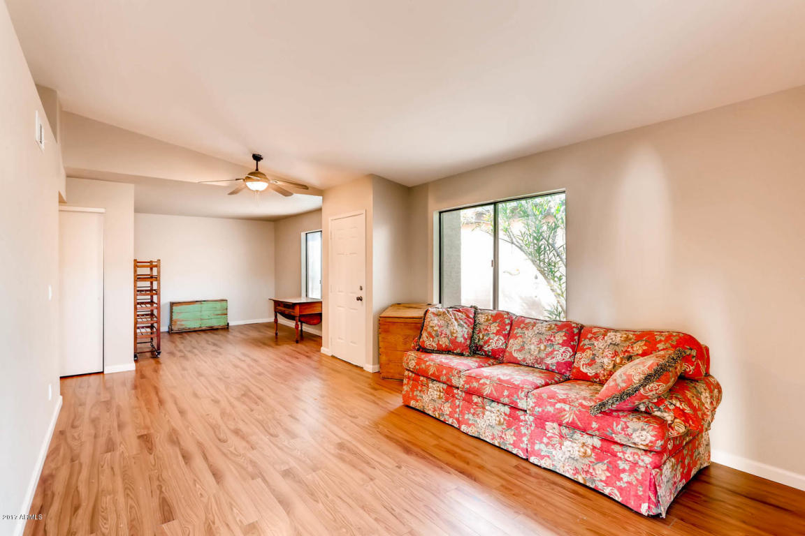 4534 E Wescott Dr, Phoenix, AZ 85050 photo 9
