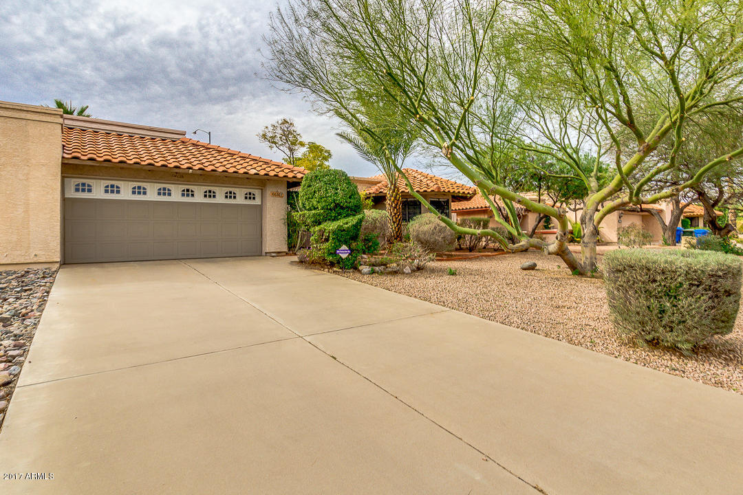 10638 N 33rd Pl, Phoenix, AZ 85028 photo 3