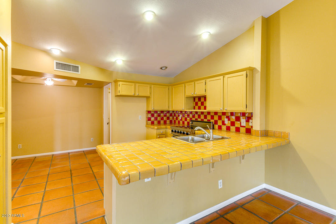 10638 N 33rd Pl, Phoenix, AZ 85028 photo 9