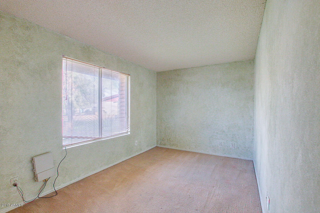 4737 E Pollack Ln, Phoenix, AZ 85042 photo 24