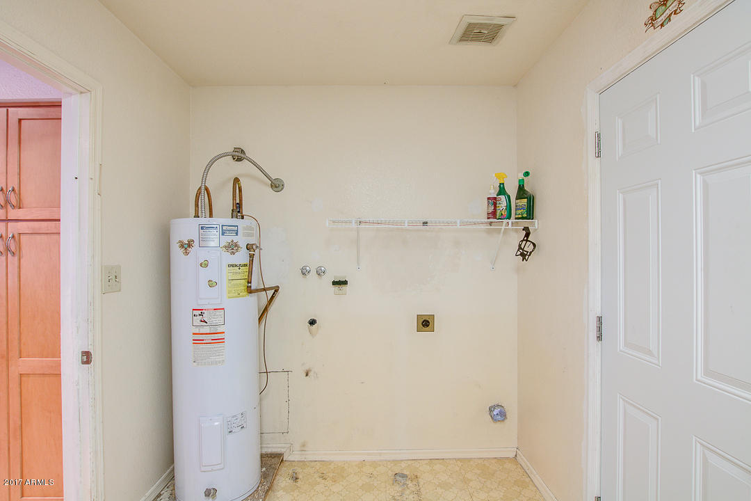 4737 E Pollack Ln, Phoenix, AZ 85042 photo 30